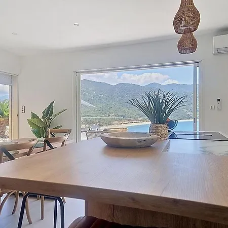 Villa Standing Vue Vico
